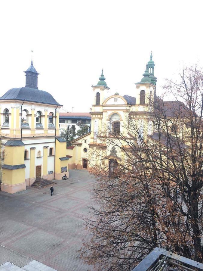 Galytska Lux Apartment Ivano-Frankivs'k Luaran gambar